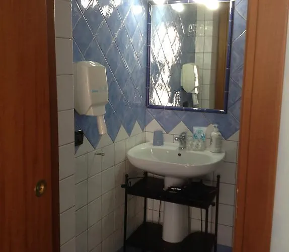 לינה וארוחת בוקר Le Cale למפדוזה